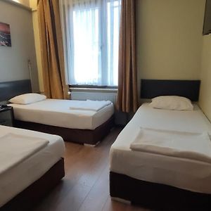 Standart Üç Kişilik Oda